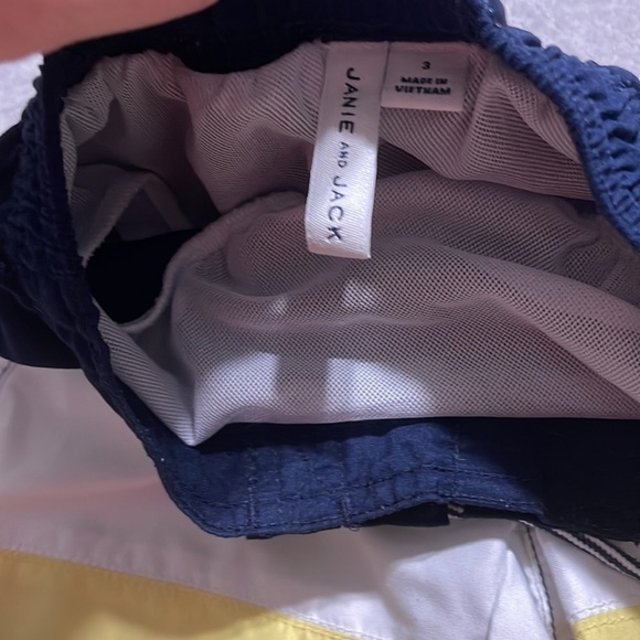 COLORBLOCKED SWIM TRUNK - Picture 3 of 4